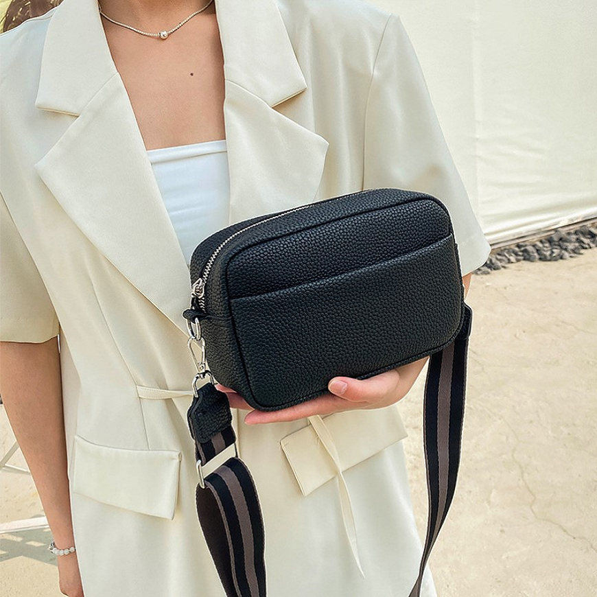 Cross Body - Riley - Black - Includes two Removal Straps available at Stylingo.co.za